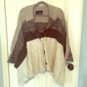 Line color blocked poncho